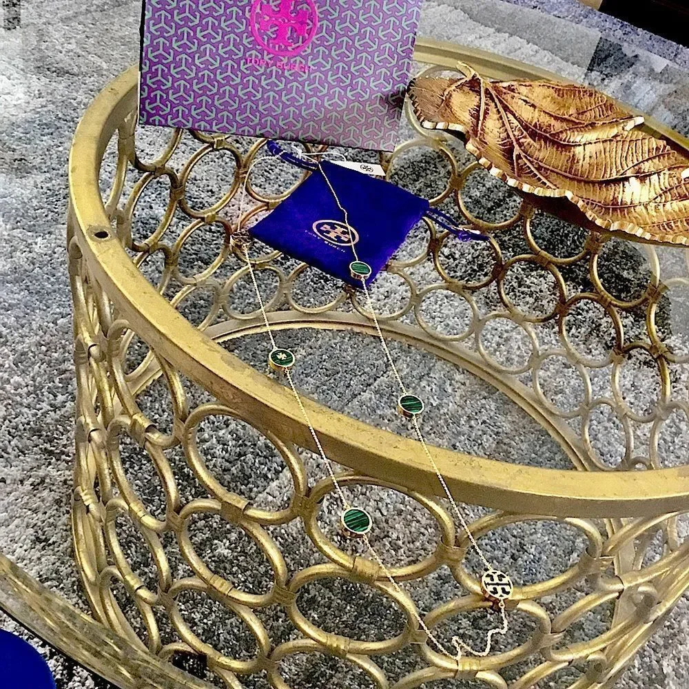 TORY BURCH DOUBLE T LOGO / MALACHITE NECKLACE